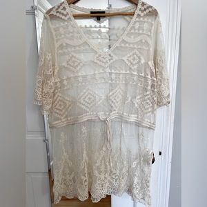 Lane Bryant 14/16 Cream Tunic